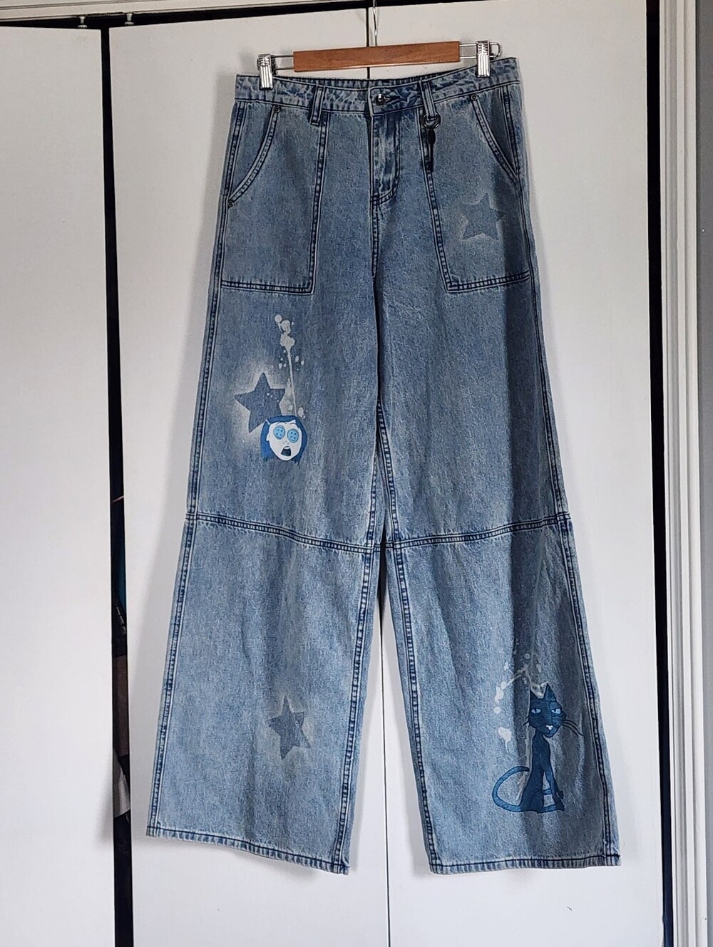 Coraline Wide-Leg Blue Denim Jeans with Star & Cat Motif
